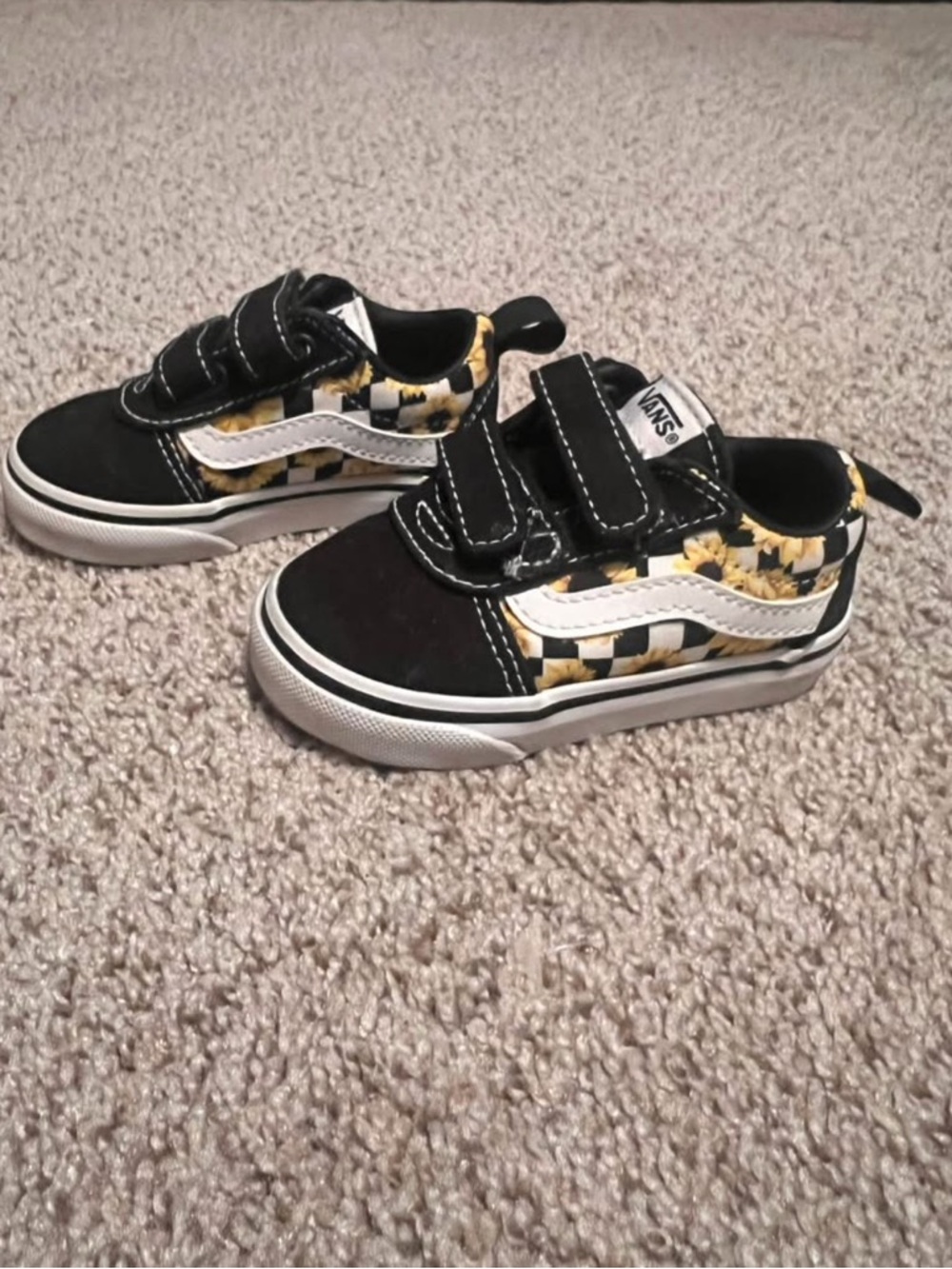 Vans Kids Black & Yellow Checkerboard Sunflower Velcro Sneakers